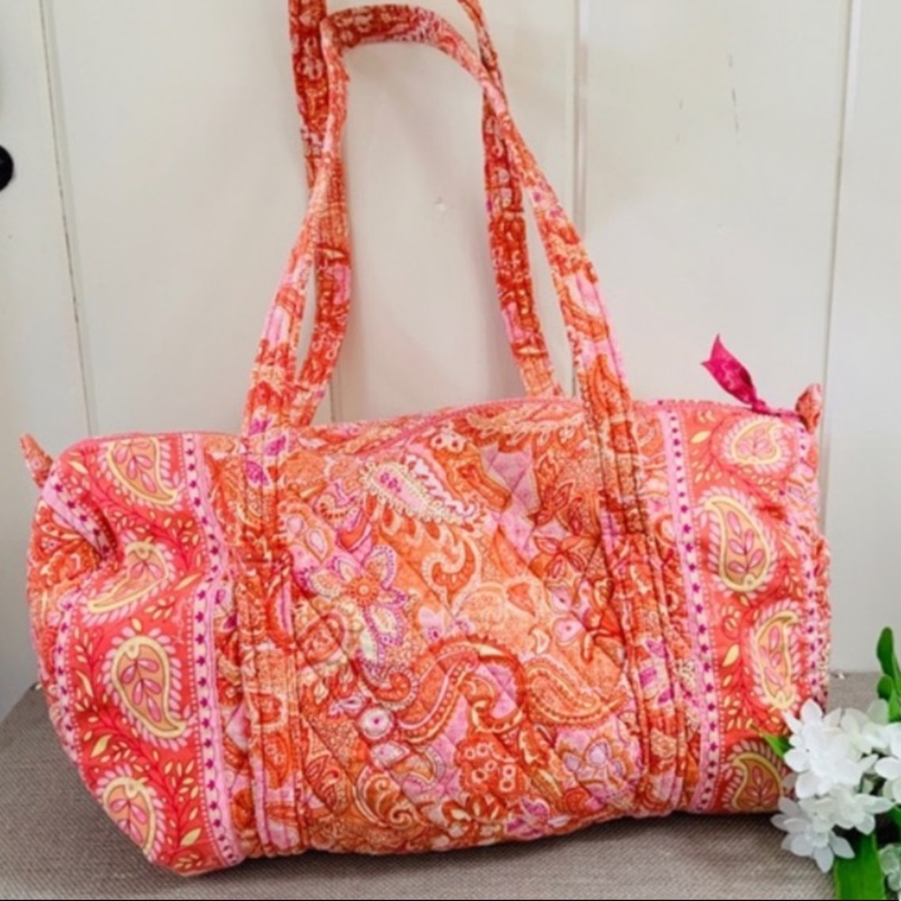 VERA BRADLEY RETIRED SHERBET DUFFLE